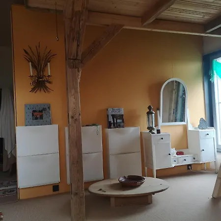 Künstler&architektenhaus Mit Tollen Möglichkeiten Privatunterkunft *