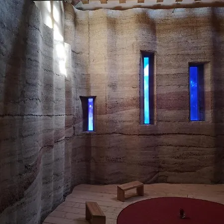 Künstler&architektenhaus Mit Tollen Möglichkeiten Privatunterkunft